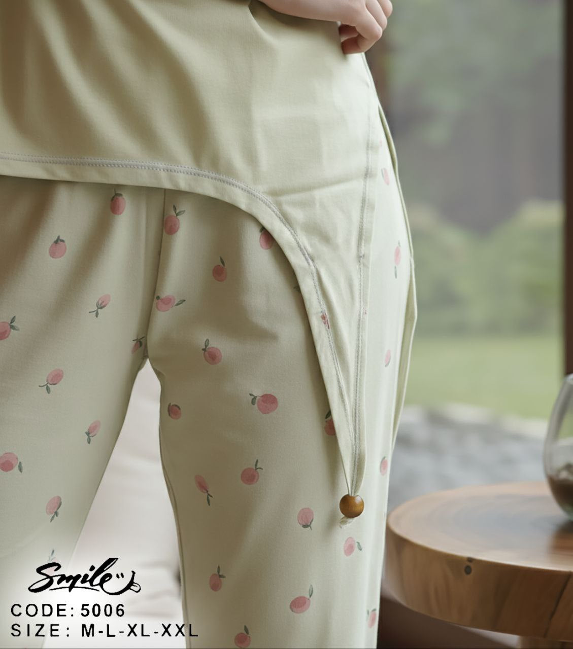 Summer women pajama smile 5006