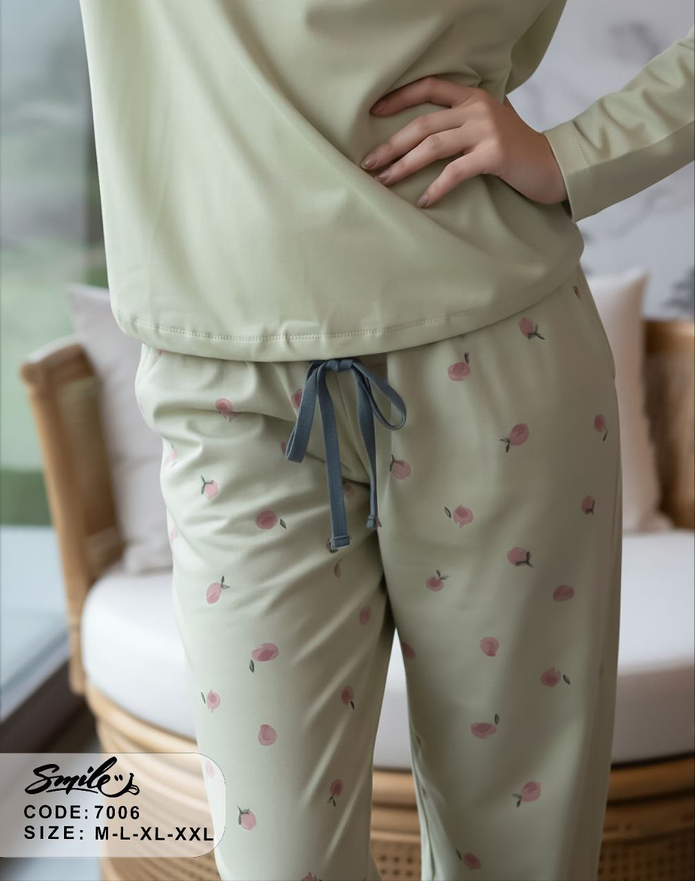 Summer women pajama smile 7006