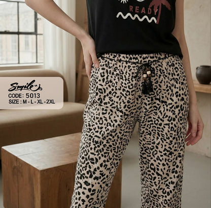 Summer women pajama smile 5013