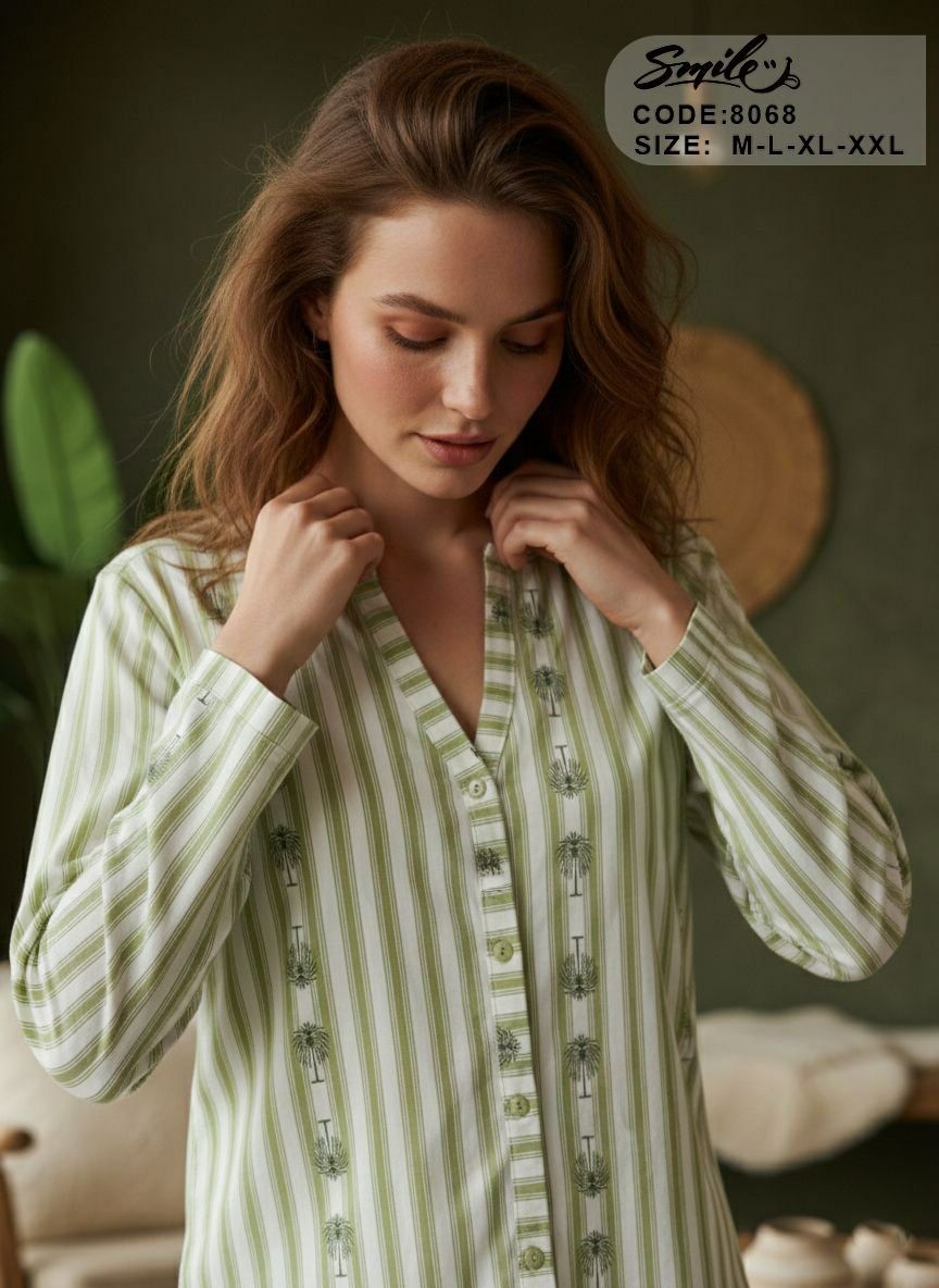 Summer women pajama smile 8068