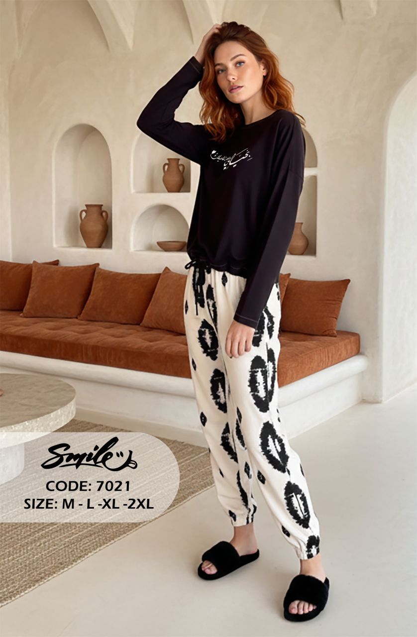 Summer women pajama smile 7021