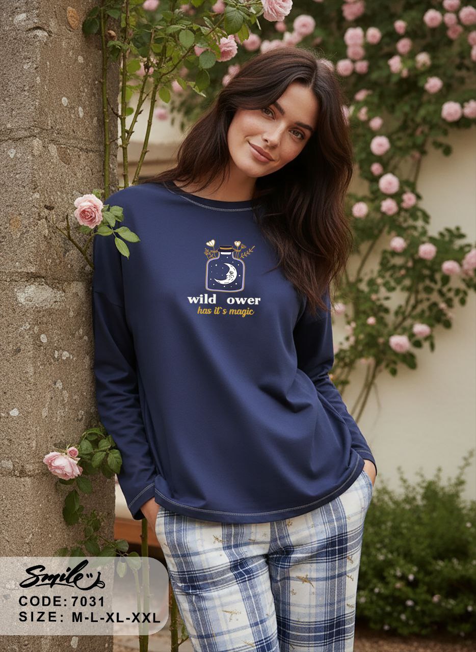 Summer women pajama smile 7031
