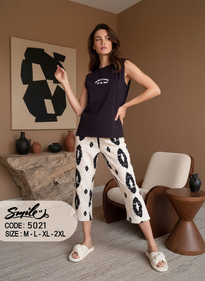 Summer women pajama smile 5021