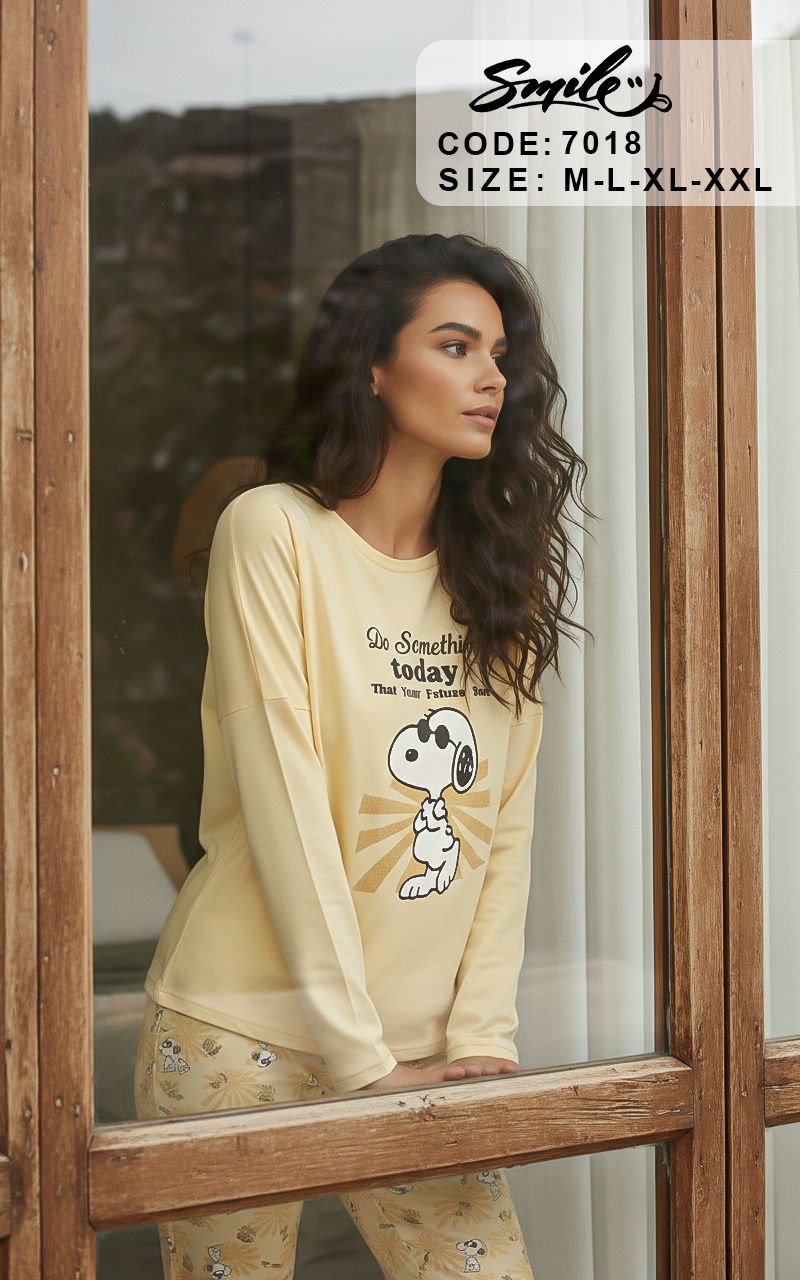 Summer women pajama smile 7018