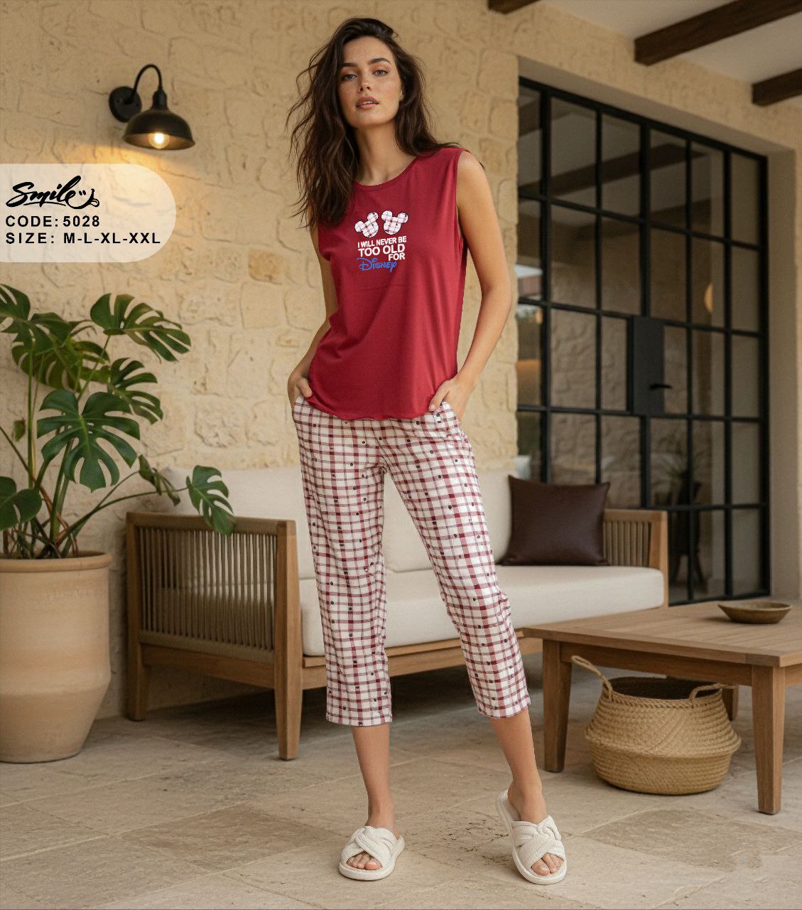 Summer women pajama smile 5028