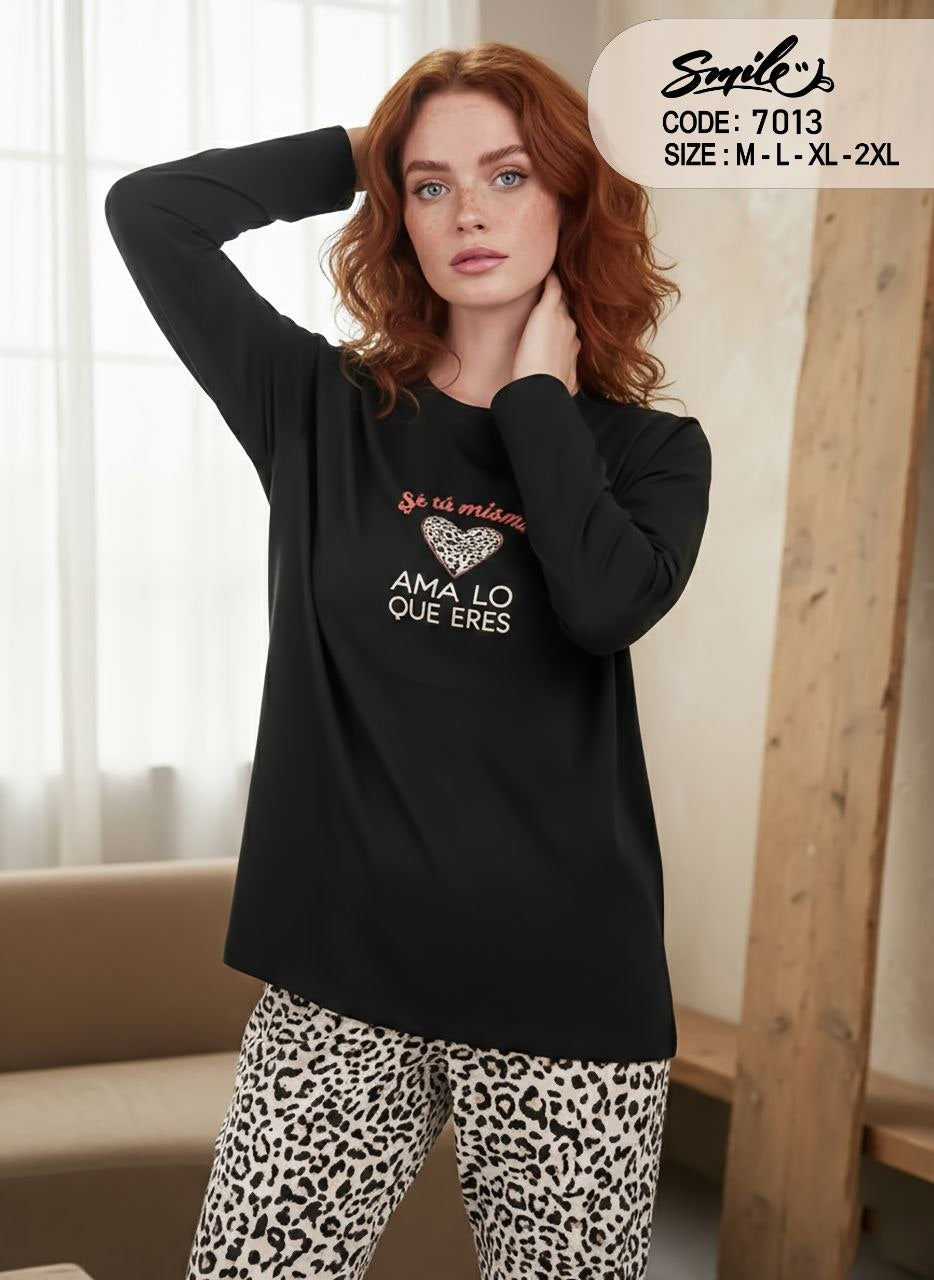 Summer women pajama smile 7013