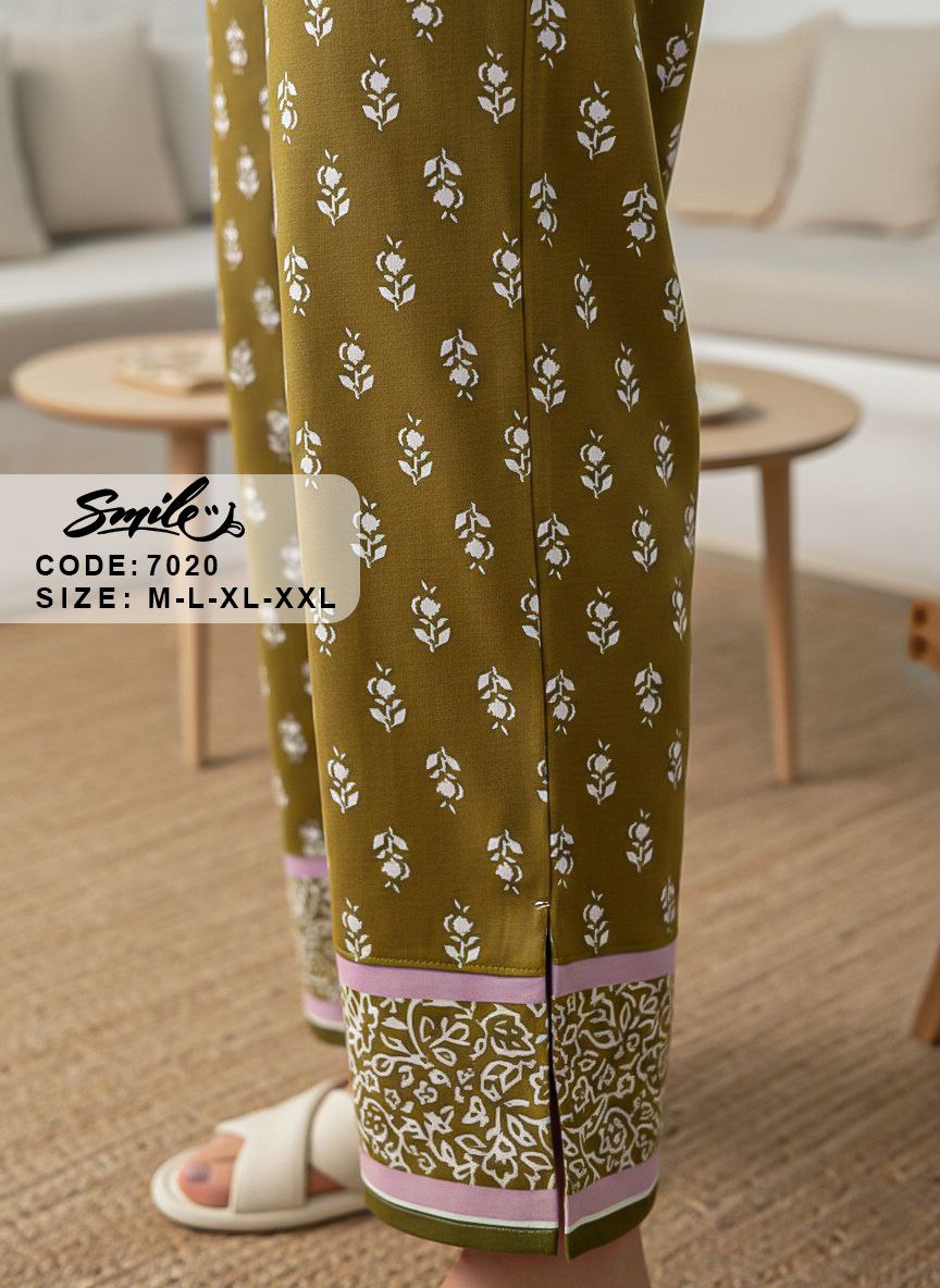 Summer women pajama smile 7020