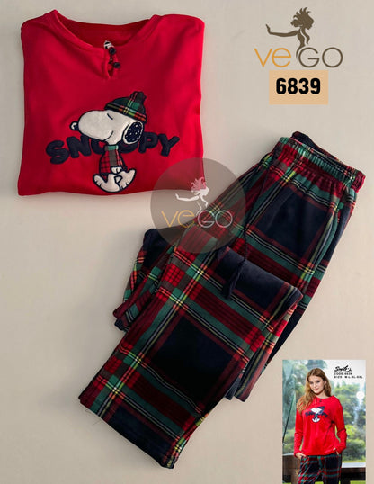 Winter women pajama smile 6839