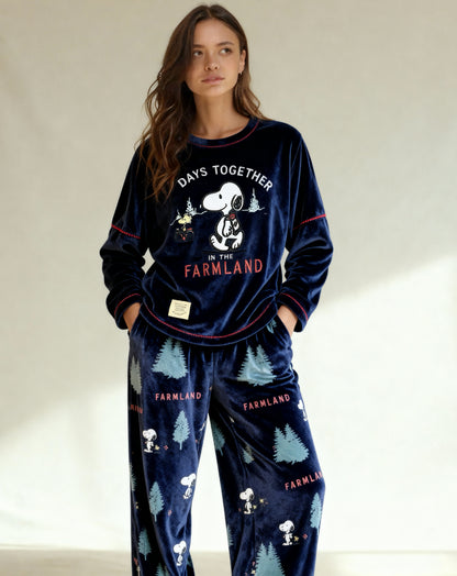 Winter women pajama smile 6214