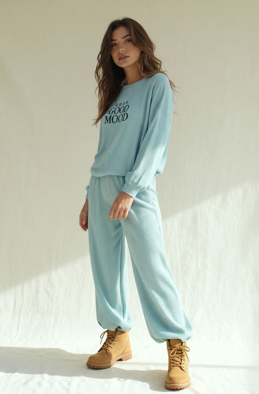 Winter women pajama smile 6276