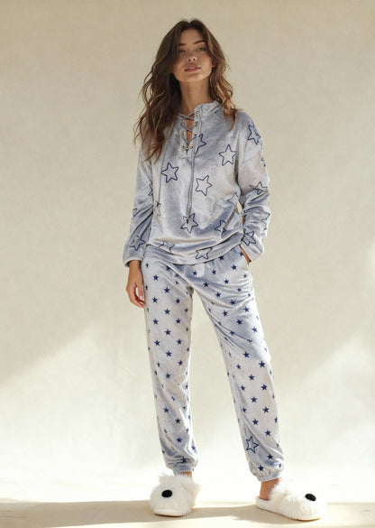 Winter women pajama smile 6252