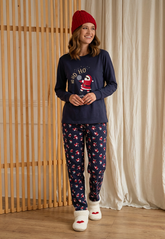 Winter women pajama smile 6369