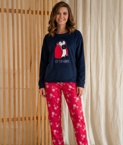 Winter women pajama smile 6391