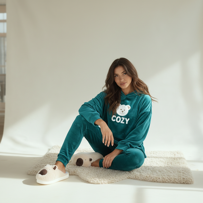 Winter women pajama smile 6248