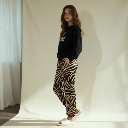 Winter women pajama smile 6847