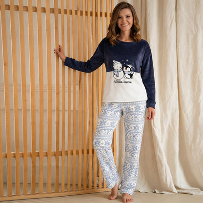 Winter women pajama smile 6387