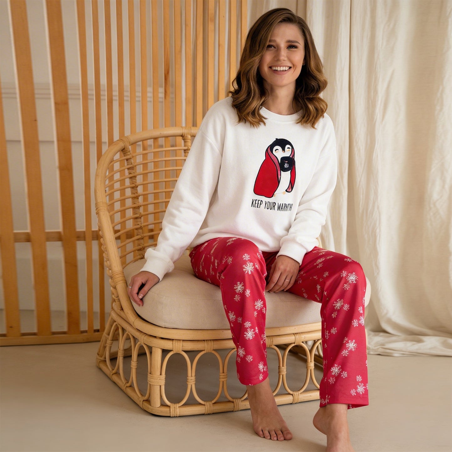 Winter women pajama smile 6391